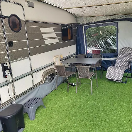Camping Przyczepa Kempingowa Mumbaj